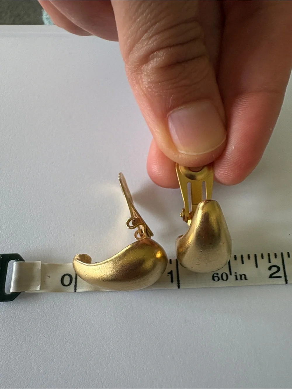 Vintage Gold Tone Teardrop Clip On Earrings Classic Minimalist runway